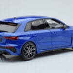 Audi RS3 8Y Sportback Performance Edition Nagaro Mėlynas GT Spirit 1:18 - image 2 of 5