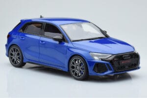 Audi RS3 8Y Sportback Performance Edition Nagaro Mėlynas GT Spirit 1:18 GT884 Derva - nuotrauka 3 iš 5