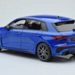 Audi RS3 8Y Sportback Performance Edition Nagaro Mėlynas GT Spirit 1:18 - image 4 of 5