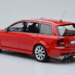 Audi RS4 B5 Avant Raudonas Otto 1:18 - image 5 of 6