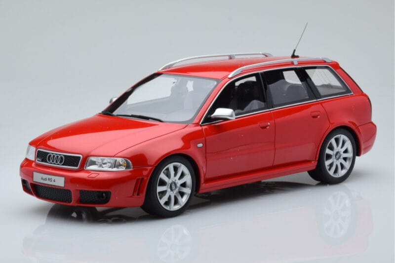 Audi RS4 B5 Avant Raudonas Otto 1:18
