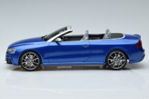 Audi RS5 B8 Kabrioletas Mėlynas GT Spirit 1:18 ZM053 Derva - nuotrauka 3 iš 6