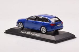 Audi RS6 C6 Sepang Mėlynas Minichamps 1:43 5010710223 Metalas - nuotrauka 3 iš 4