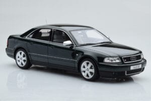 Audi S8 D2 Žalias Otto 1:18 OT916 Derva - nuotrauka 4 iš 6