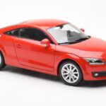 Audi TT 8J Raudonas Metallic Minichamps 1:18 - image 6 of 8