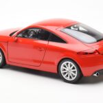 Audi TT 8J Raudonas Metallic Minichamps 1:18 - image 7 of 8