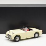 Austin-Healey Sprite Mk I Open Old English Baltas Kyosho 1:18 - image 8 of 8