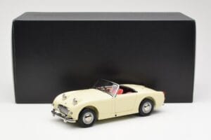 Austin-Healey Sprite Mk I Open Old English Baltas Kyosho 1:18 08953EW Metalas - nuotrauka 8 iš 8