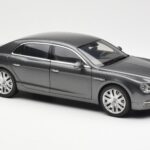 Bentley Flying Spur W12 Granite Pilkas Kyosho 1:18 - image 6 of 8