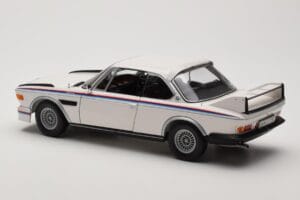 BMW 3.0 CSL E9 Baltas Heritage Edition Minichamps 1:18 80432411550 Metalas - nuotrauka 7 iš 8