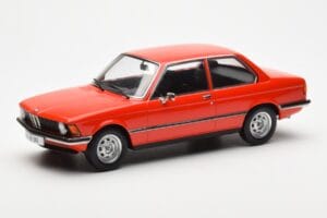 BMW 318 E21 Raudonas KK-Scale 1:18
