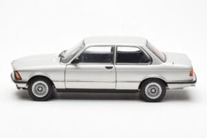 BMW 323i E21 Aspen Sidabrinis AUTOart 1:18 80430433552 Metalas - nuotrauka 4 iš 8