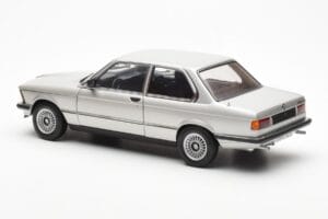 BMW 323i E21 Aspen Sidabrinis AUTOart 1:18 80430433552 Metalas - nuotrauka 7 iš 8