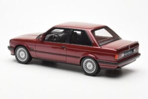 BMW 325i E30 Bordeaux Metallic Otto 1:18 OT102 Derva - nuotrauka 5 iš 6