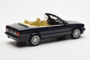 BMW 325i E30 Kabrioletas Mėlynas Otto 1:18 OT114 Derva - nuotrauka 2 iš 6