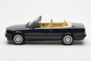 BMW 325i E30 Kabrioletas Mėlynas Otto 1:18 OT114 Derva - nuotrauka 3 iš 6
