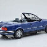 BMW 325i E30 Kabrioletas Mėlynas MCG 1:18 - image 2 of 5