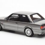 BMW 325i E30 Pilkas Metallic Otto 1:18 - image 5 of 6