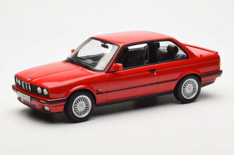 BMW 325i E30 Raudonas Norev 1:18