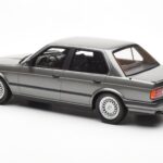 BMW 325i E30 Sedanas Dolphin Pilkas Otto 1:18 - image 5 of 6