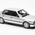 BMW 325i E30 Sidabras Otto 1:18 - image 4 of 6
