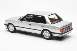 BMW 325i E30 Sidabras Otto 1:18 OT912 Derva - nuotrauka 5 iš 6