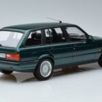 BMW 325i E30 Touring Žalias Metalinis Norev 1:18 183219 Metalas - image 2 of 6
