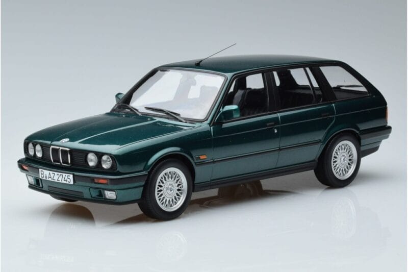 BMW 325i E30 Touring Žalias Metalinis Norev 1:18 183219 Metalas