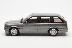 BMW 325i E30 Touring Pilkas Otto 1:18 OT929 Derva - nuotrauka 3 iš 6