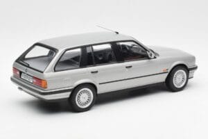 BMW 325i E30 Touring Sidabrinis Norev 1:18 183216 Metalas - nuotrauka 2 iš 6