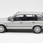 BMW 325i E30 Touring Sidabrinis Norev 1:18 - image 3 of 6