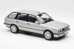 BMW 325i E30 Touring Sidabrinis Norev 1:18 183216 Metalas - nuotrauka 4 iš 6