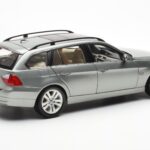 BMW 330i E91 Touring Pilkas Metallic Kyosho 1:18 - image 3 of 8