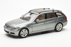 BMW 330i E91 Touring Pilkas Metallic Kyosho 1:18