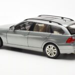 BMW 330i E91 Touring Pilkas Metallic Kyosho 1:18 - image 7 of 8