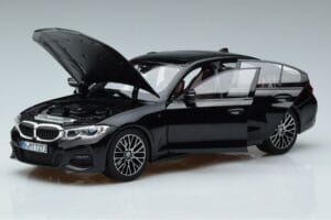 BMW 330i G20 Juodas Metalinis Norev 1:18 183277 Metalas - nuotrauka 2 iš 7