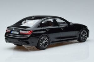 BMW 330i G20 Juodas Metalinis Norev 1:18 183277 Metalas - nuotrauka 3 iš 7