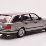 BMW 530i E34 Touring Pilkas Metalinis MCG 1:18 - image 2 of 6