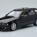 BMW 540 E39 Touring M Package Juodas Otto 1:18