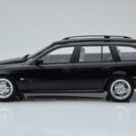 BMW 540 E39 Touring M Package Juodas Otto 1:18 - image 3 of 6