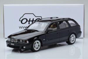 BMW 540 E39 Touring M Package Juodas Otto 1:18 OT1013 Derva - nuotrauka 6 iš 6