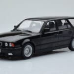 BMW 540i E34 Touring Juodas Metalinis MCG 1:18