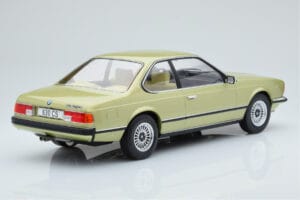 BMW 628 CSi E24 Šviesiai Žalias MCG 1:18 MCG18163 Metalas - nuotrauka 2 iš 5