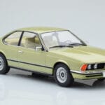 BMW 628 CSi E24 Šviesiai Žalias MCG 1:18 - image 3 of 5