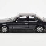 BMW 635 CSi E24 Diamant Juodas Metalinis AUTOart 1:18 - image 4 of 8