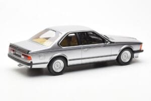 BMW 635 CSi E24 Sidabrinis Otto 1:18 OT313 Derva - nuotrauka 2 iš 6