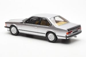 BMW 635 CSi E24 Sidabrinis Otto 1:18 OT313 Derva - nuotrauka 5 iš 6
