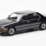 BMW 733i E23 Juodas Metallic KK-Scale 1:18