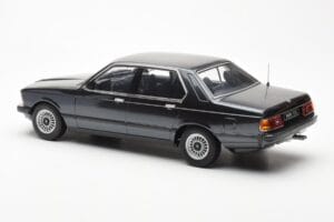BMW 733i E23 Juodas Metallic KK-Scale 1:18 KKDC180101 Metalas - nuotrauka 5 iš 6