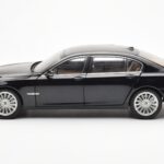 BMW 750Li F02 Facelift Carbon Juodas Kyosho 1:18 - image 4 of 8